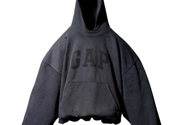 The Ultimate Guide to Rocking Paragrapher Style Hoodies with Swagger
