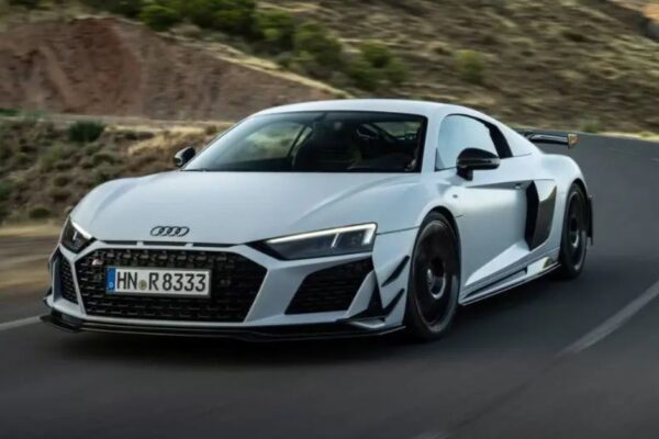rent audi in dubai