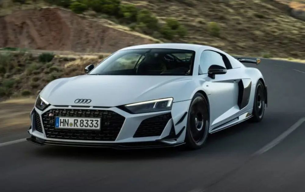 rent audi in dubai
