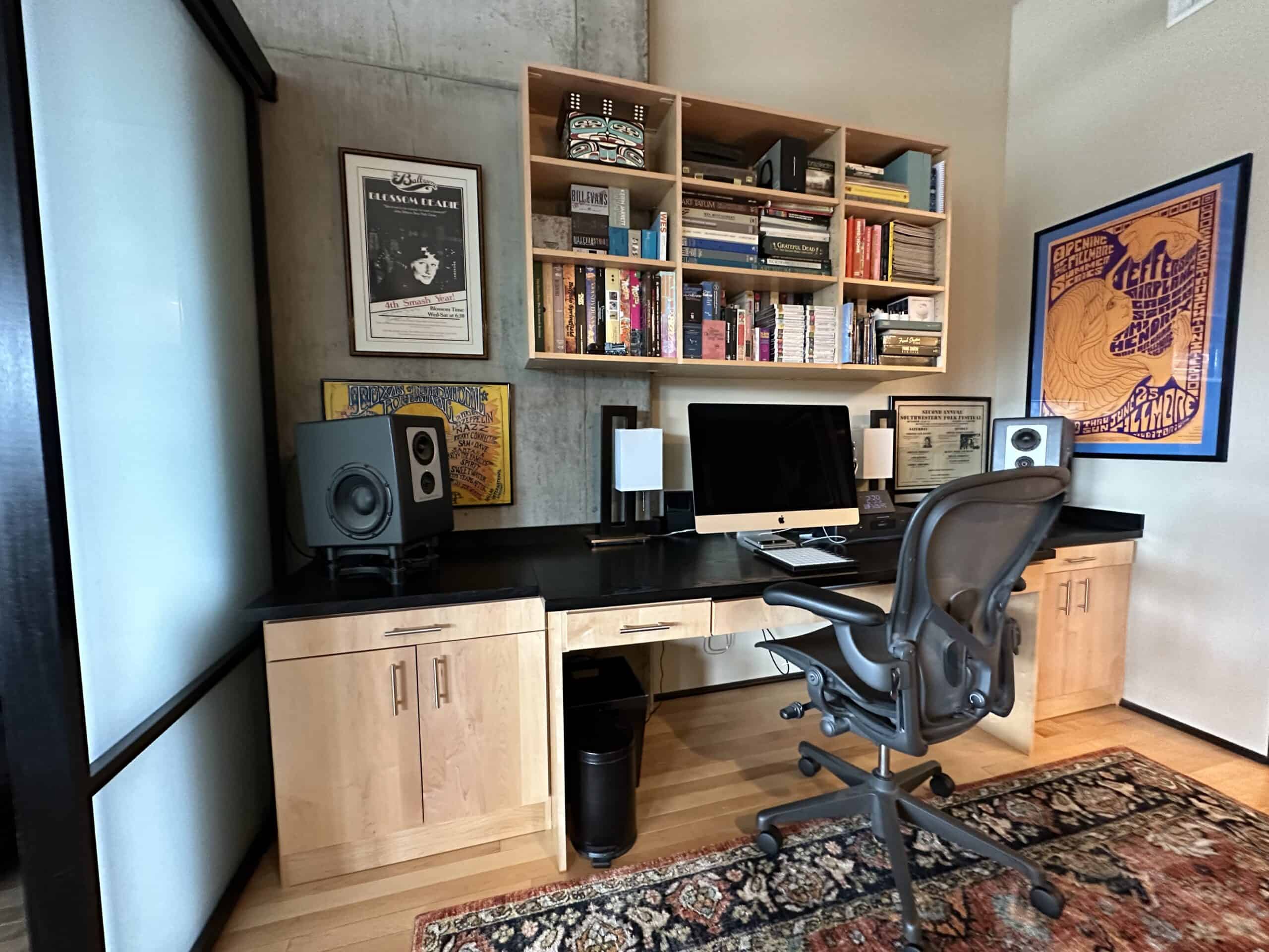 Custom Home Office Dubai: Blending Comfort with Professional Style