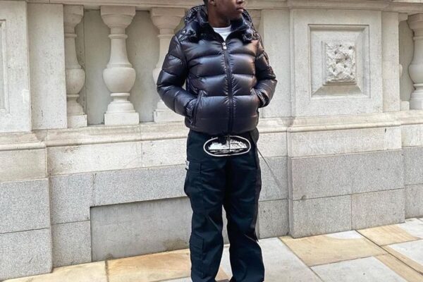 Why Wearing Cargo Feels Different Every Time – Corteiz Cargos 2025 Edition
